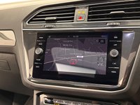 USED 2018 18 VOLKSWAGEN TIGUAN 2.0 TDI SEL SUV 5dr Diesel DSG Euro 6 (s/s) (150 ps) Glass Sunroof