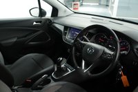 USED 2018 67 VAUXHALL CROSSLAND X 1.6 Turbo D ecoTEC Tech Line Nav SUV 5dr Diesel Manual Euro 6 (s/s) (99 ps) Apple CarPlay, Satellite Navigation, Lane Departure Warning System