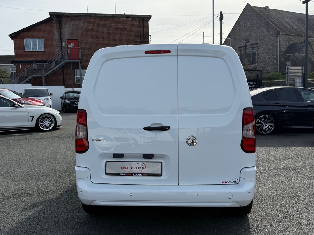 USED 2021 VAUXHALL COMBO 1.5 Turbo D 2000 Sportive Panel Van 4dr Diesel Manual L1 H1 Euro 6 (100 ps) GRET SPEC,VERY CLEAN VAN