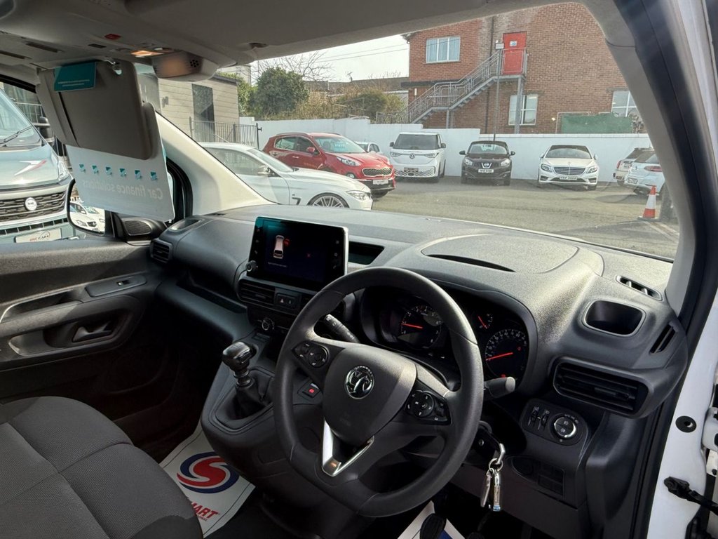USED 2021 VAUXHALL COMBO 1.5 Turbo D 2000 Sportive Panel Van 4dr Diesel Manual L1 H1 Euro 6 (100 ps) GRET SPEC,VERY CLEAN VAN