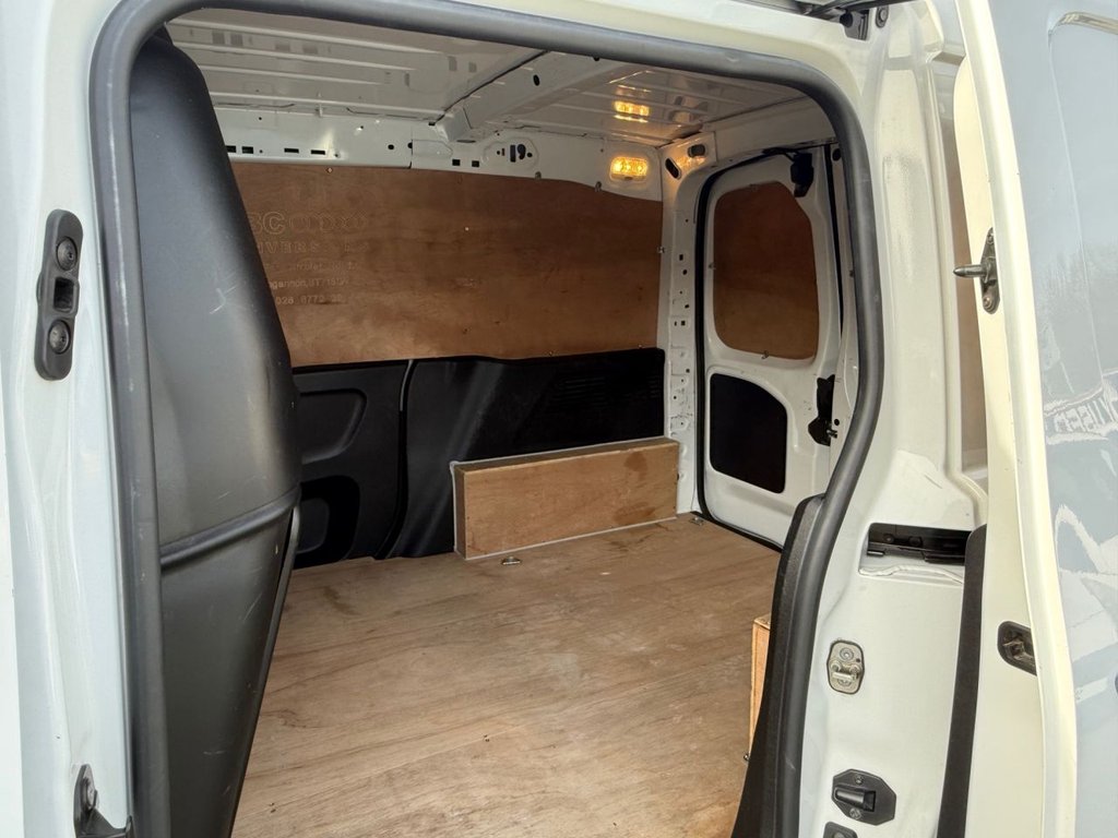 USED 2021 VAUXHALL COMBO 1.5 Turbo D 2000 Sportive Panel Van 4dr Diesel Manual L1 H1 Euro 6 (100 ps) GRET SPEC,VERY CLEAN VAN