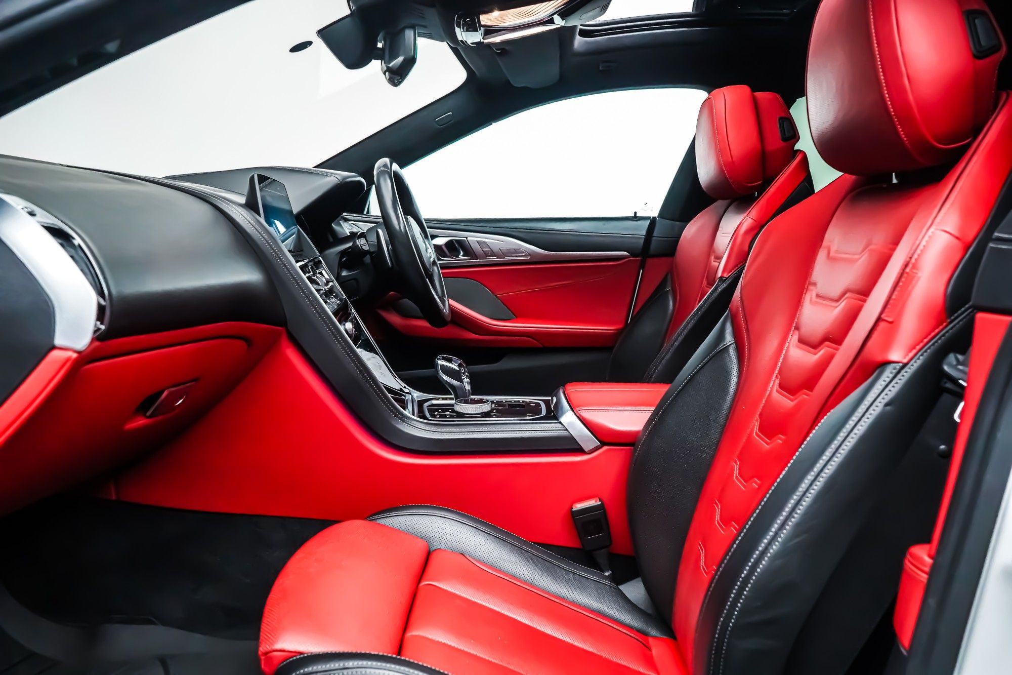 BMW 8 Series Gran Coupe 4.4 M850i V8 Saloon 4dr Petrol Steptronic ...