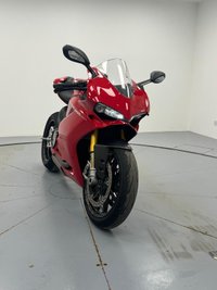 USED 2015 15 DUCATI 1299 PANIGALE 1299 S Super Sports Petrol Manual Euro 3 (197 ps) 