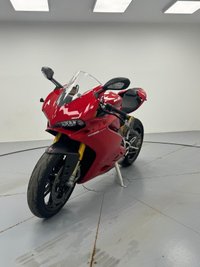 USED 2015 15 DUCATI 1299 PANIGALE 1299 S Super Sports Petrol Manual Euro 3 (197 ps) 