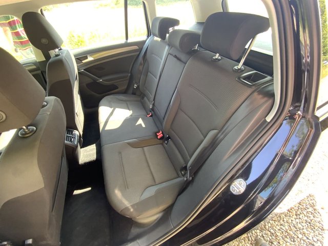 2019 VOLKSWAGEN GOLF 1.6 TDI SE Nav Estate 5dr Diesel Manual Euro 6 (s/s) (115 ps) - Photo 12