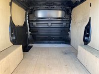 USED 2022 22 RENAULT TRAFIC  S28 SWB BUSINESS 2.0DCI 130PS One Company Owner, 19000 Miles, Popular Model with Low Miles & Metallic Paint!