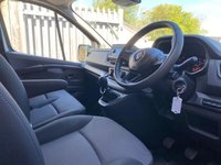 USED 2022 22 RENAULT TRAFIC  S28 SWB BUSINESS 2.0DCI 130PS One Company Owner, 19000 Miles, Popular Model with Low Miles & Metallic Paint!