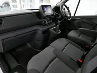 USED 2025 74 RENAULT TRAFIC 30 2.0 BLUEDCI 150 BHP LONG ADVANCE EDC AUTO ( 2025 YEAR  ) 2025 YEAR | DELIVERY MILES | AUTOMATIC