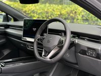 USED 2025 25 VOLKSWAGEN ID.7 Pro S 86kWh Match Fastback 5dr Electric Auto (286 ps) Hatchback