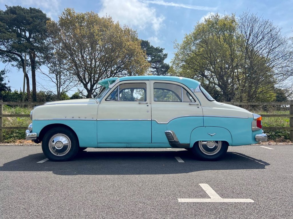 USED 1957 VAUXHALL VELOX 2262 cc // Rockabilly // px swap 