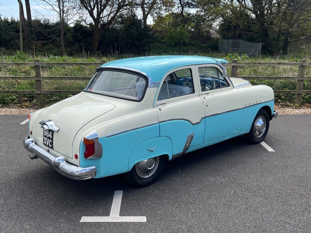 USED 1957 VAUXHALL VELOX 2262 cc // Rockabilly // px swap 