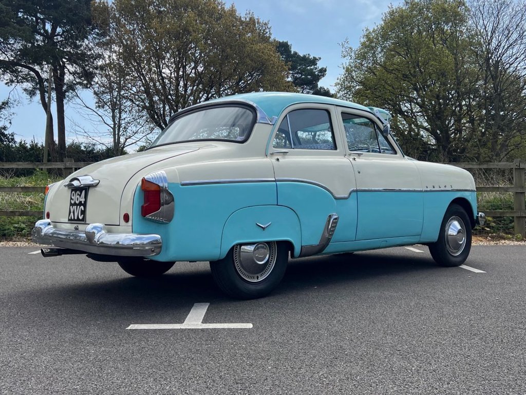USED 1957 VAUXHALL VELOX 2262 cc // Rockabilly // px swap 