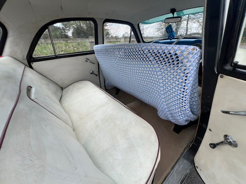 USED 1957 VAUXHALL VELOX 2262 cc // Rockabilly // px swap 