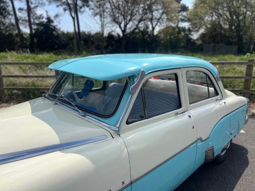 USED 1957 VAUXHALL VELOX 2262 cc // Rockabilly // px swap 