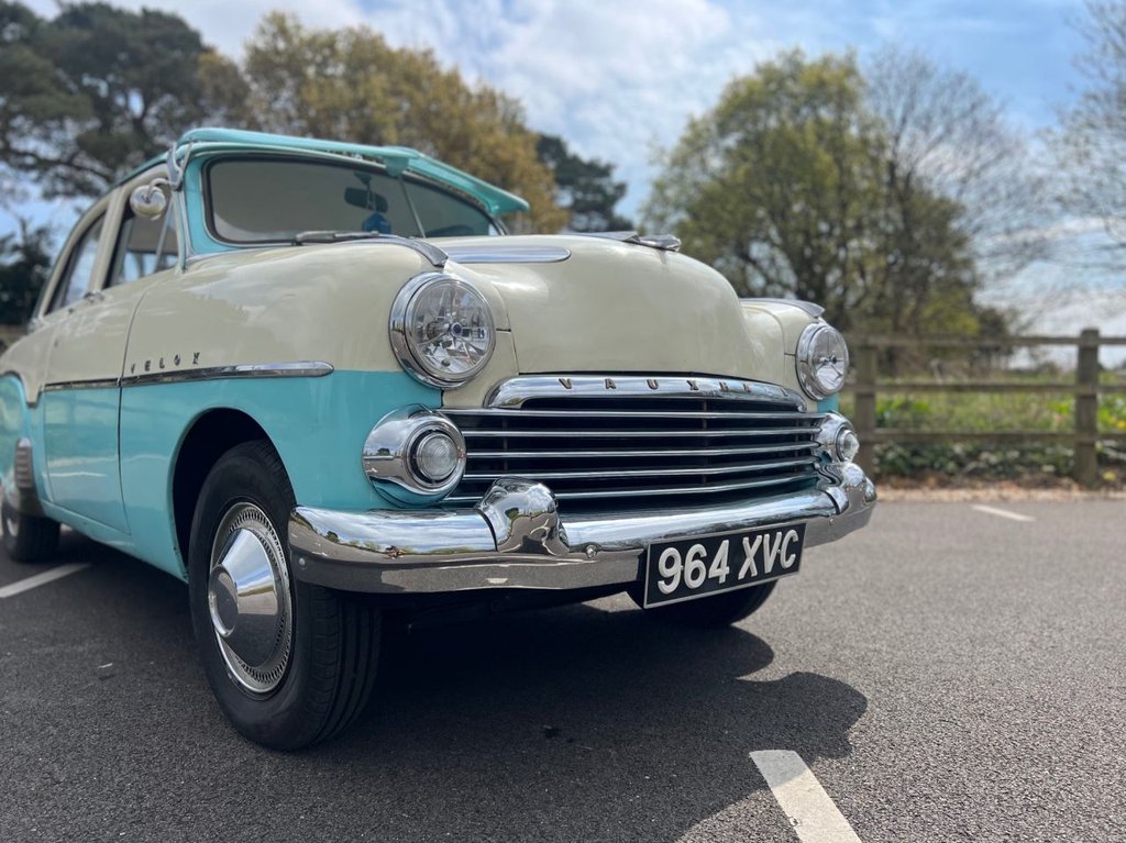 USED 1957 VAUXHALL VELOX 2262 cc // Rockabilly // px swap 
