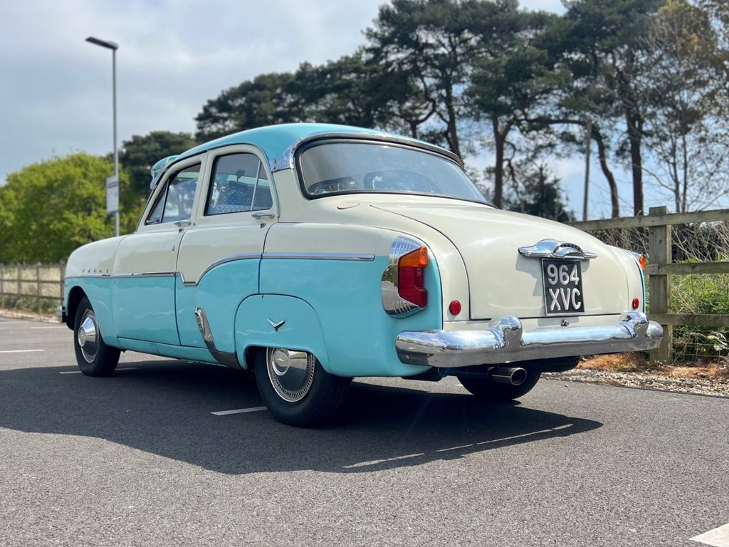 USED 1957 VAUXHALL VELOX 2262 cc // Rockabilly // px swap 