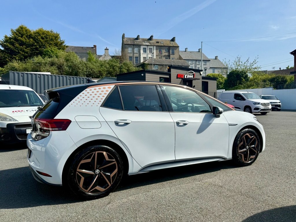 USED 2021 21 VOLKSWAGEN ID.3 Pro Performance 58kWh Life Hatchback 5dr Electric Auto (204 ps) UPGRADE PENNY COPPER ALLOYS