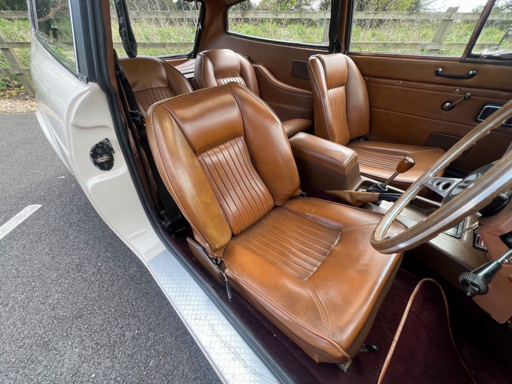 USED 1972 RELIANT SCIMITAR GTE SE5 // 3000cc V6 // Shooting Brake // Px swap 