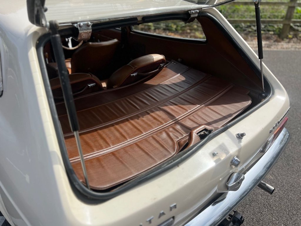 USED 1972 RELIANT SCIMITAR GTE SE5 // 3000cc V6 // Shooting Brake // Px swap 