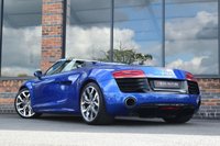 USED 2015 15 AUDI R8 5.2 FSI V10 Spyder 2dr Petrol S Tronic quattro Euro 5 (525 ps) LOW MILES / DIAMOND STITCHING