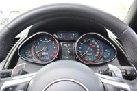 USED 2015 15 AUDI R8 5.2 FSI V10 Spyder 2dr Petrol S Tronic quattro Euro 5 (525 ps) LOW MILES / DIAMOND STITCHING