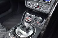 USED 2015 15 AUDI R8 5.2 FSI V10 Spyder 2dr Petrol S Tronic quattro Euro 5 (525 ps) LOW MILES / DIAMOND STITCHING