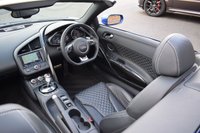 USED 2015 15 AUDI R8 5.2 FSI V10 Spyder 2dr Petrol S Tronic quattro Euro 5 (525 ps) LOW MILES / DIAMOND STITCHING