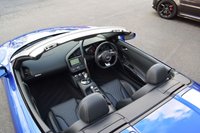 USED 2015 15 AUDI R8 5.2 FSI V10 Spyder 2dr Petrol S Tronic quattro Euro 5 (525 ps) LOW MILES / DIAMOND STITCHING
