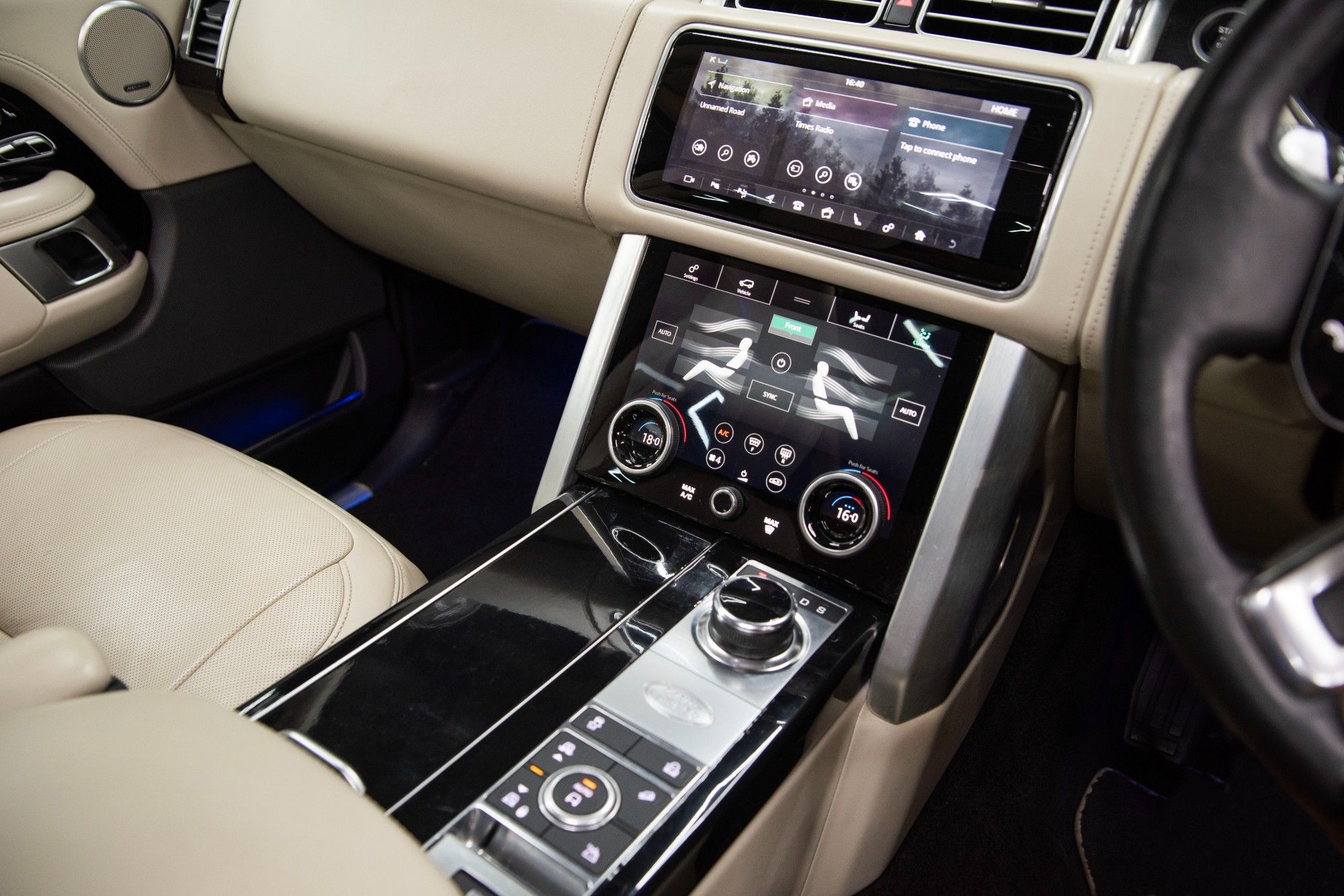 USED 2019 LAND ROVER RANGE ROVER 4.4 SD V8 Autobiography 