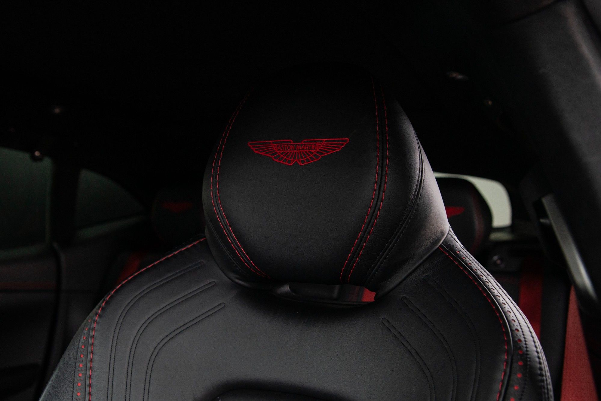 USED 2020 70 ASTON MARTIN DBX 4.0 V8  