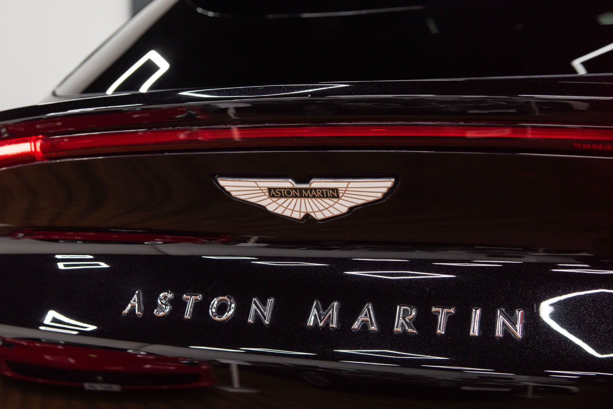 USED 2020 70 ASTON MARTIN DBX 4.0 V8  