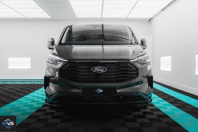 2024 Ford Transit Custom - Photo 9