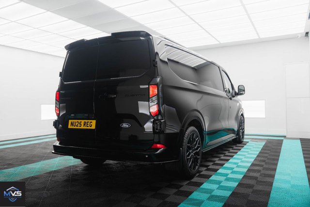 2024 Ford Transit Custom - Photo 3