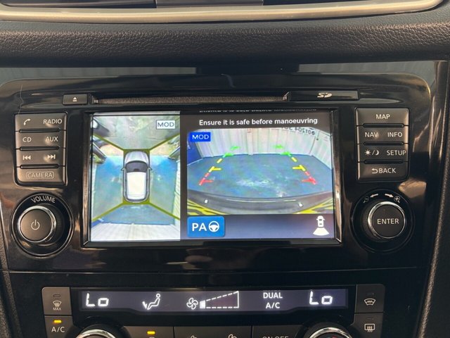 2015 Nissan Qashqai 1.2L Tekna 5dr - Photo 10