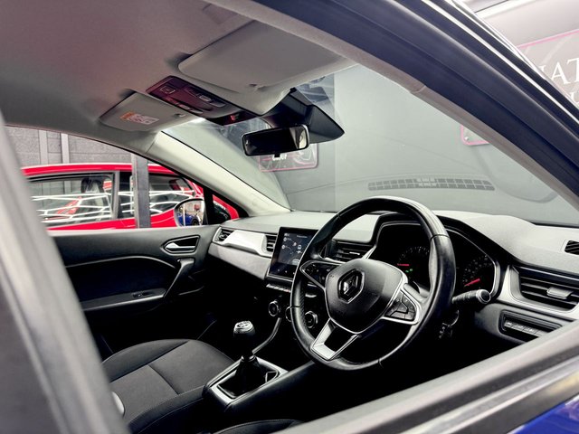 2021 RENAULT CAPTUR 1.0 TCe Play SUV 5dr Petrol Manual Euro 6 (s/s) (100 ps) - Photo 11