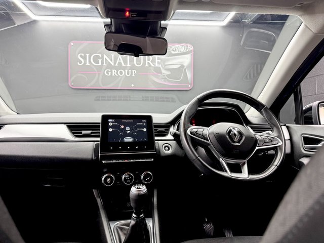 2021 RENAULT CAPTUR 1.0 TCe Play SUV 5dr Petrol Manual Euro 6 (s/s) (100 ps) - Photo 12