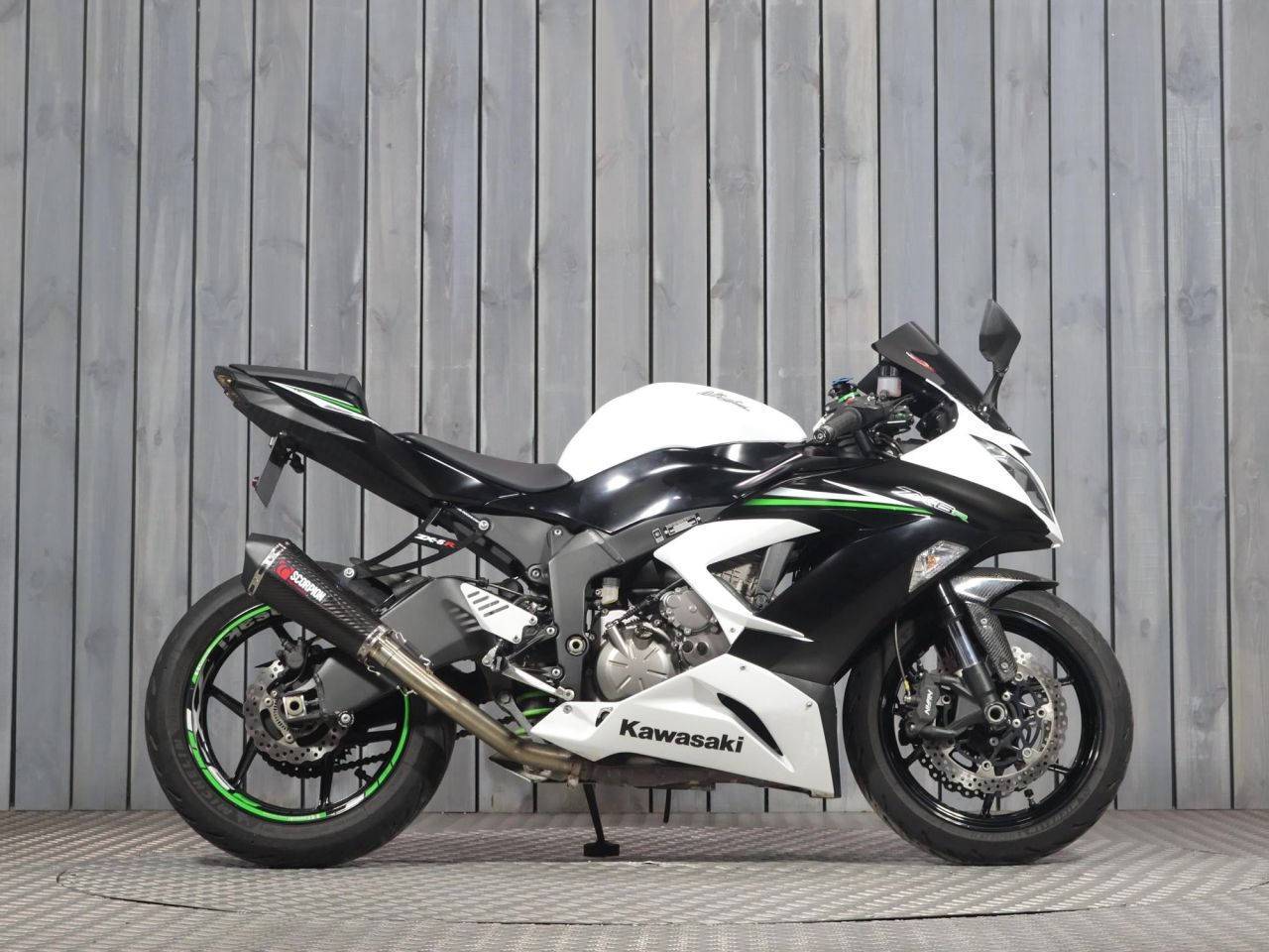 Motorcycle Fairings Kit - 2013-2018 Kawasaki ZX6R White on