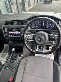 USED 2017 17 VOLKSWAGEN TIGUAN 2.0 TDI BlueMotion Tech R-Line SUV 5dr Diesel DSG Euro 6 (s/s) (150 ps) 