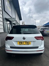 USED 2017 17 VOLKSWAGEN TIGUAN 2.0 TDI BlueMotion Tech R-Line SUV 5dr Diesel DSG Euro 6 (s/s) (150 ps) 