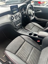 USED 2017 17 MERCEDES-BENZ CLA 2.1 CLA200d AMG Line Coupe 4dr Diesel 7G-DCT Euro 6 (s/s) (136 ps) 