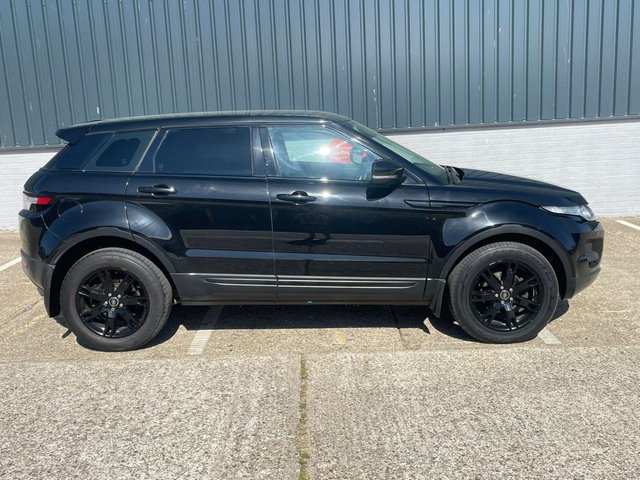 View our LAND ROVER RANGE ROVER EVOQUE
