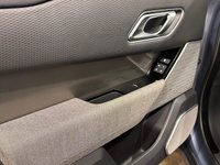 USED 2017 17 LAND ROVER RANGE ROVER VELAR 2.0 D240 HSE SUV 5dr Diesel Auto 4WD Euro 6 (s/s) (240 ps) Hosting a huge Specification