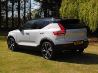 USED 2019 19 VOLVO XC40 2.0 T5 R-Design Pro SUV 5dr Petrol Auto AWD Euro 6 (s/s) (247 ps) www.suffolkcarcentre.co.uk - Located at Ilketshall
