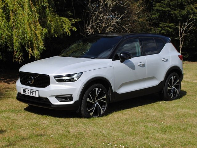 2019 19 Volvo Xc40 2.0 T5 R-Design Pro SUV 5dr Petrol Auto AWD Euro 6 (s/s) (247 ps)