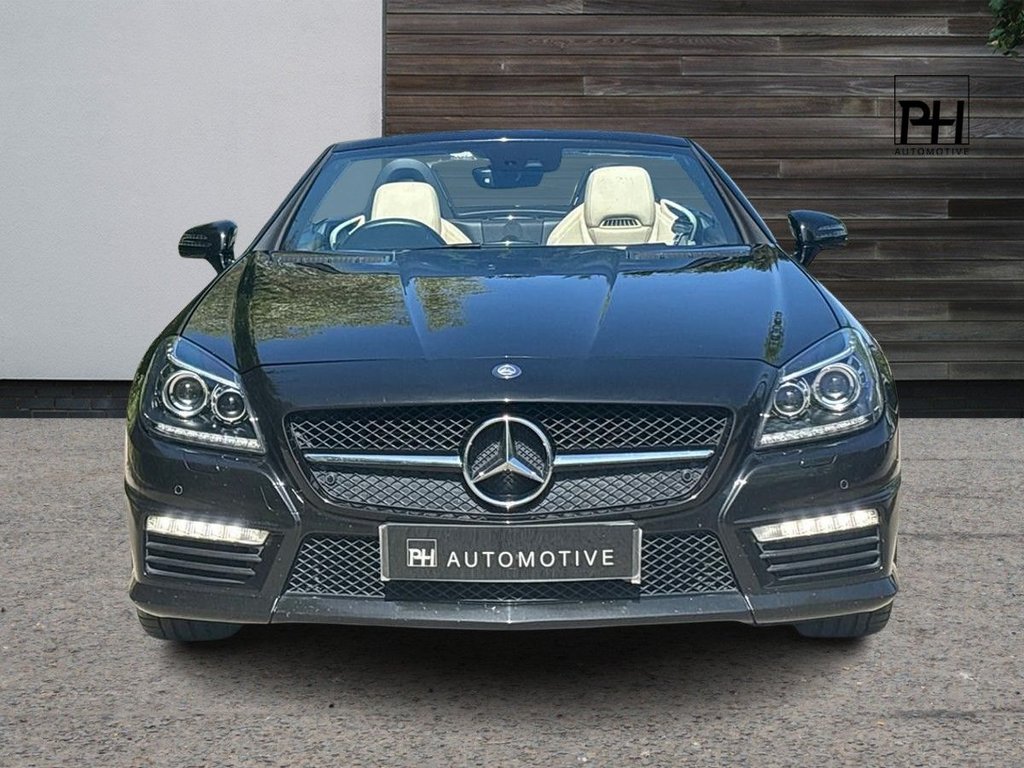 USED 2013 E MERCEDES-BENZ SLK 5.5 5.5 SLK55 V8 AMG Convertible 2dr Petrol SpdS+7GT Euro 5 (s/s) (421 ps) 2d AUTO 415 BHP STUNNING HISTORY|HARMAN/KARDON