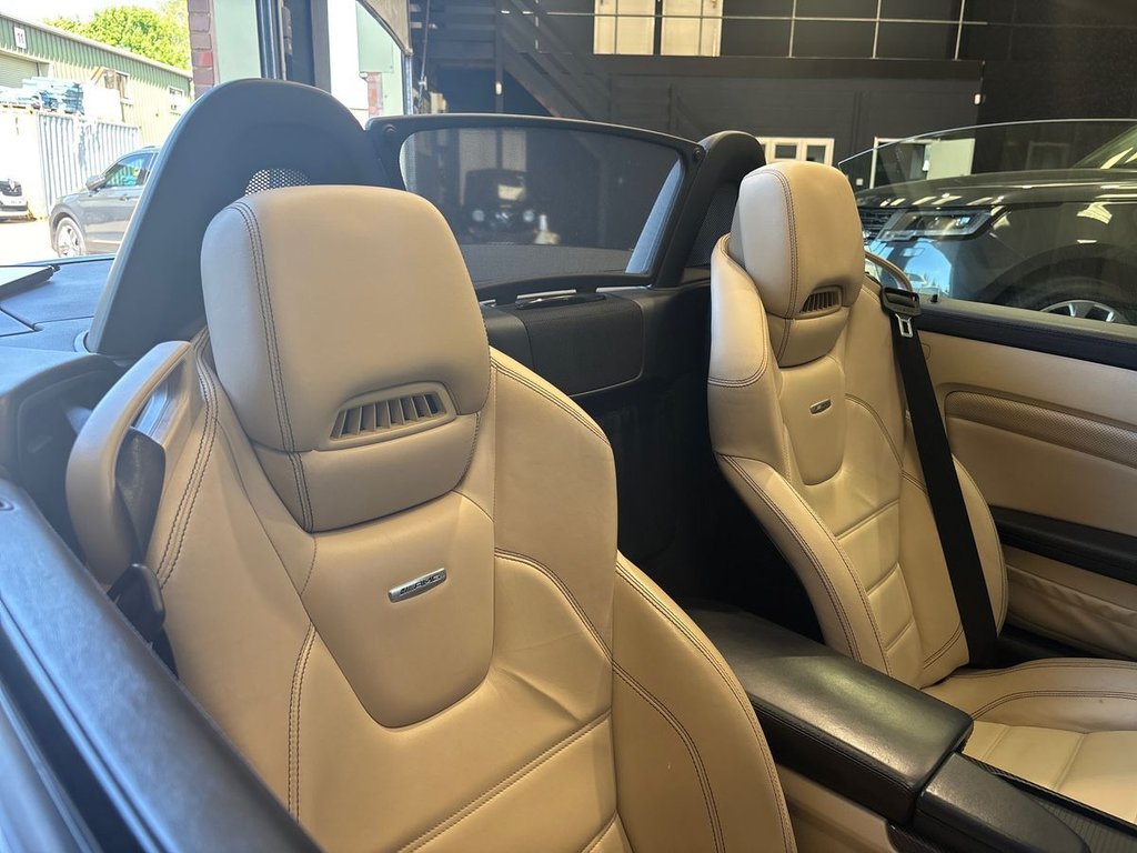 USED 2013 E MERCEDES-BENZ SLK 5.5 5.5 SLK55 V8 AMG Convertible 2dr Petrol SpdS+7GT Euro 5 (s/s) (421 ps) 2d AUTO 415 BHP STUNNING HISTORY|HARMAN/KARDON