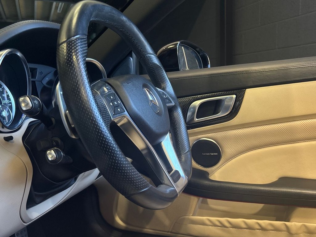 USED 2013 E MERCEDES-BENZ SLK 5.5 5.5 SLK55 V8 AMG Convertible 2dr Petrol SpdS+7GT Euro 5 (s/s) (421 ps) 2d AUTO 415 BHP STUNNING HISTORY|HARMAN/KARDON