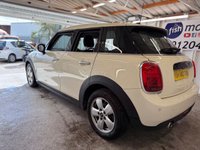 USED 2018 18 MINI HATCH 1.5 Cooper D Hatchback 5dr Diesel Manual Euro 6 (s/s) (116 ps)+2KEYS+HISTORY+MEDIA+NAVIGATION+PARK CONTROL SENSORS AND CAMERA+BLUETOOTH 2KEYS+HISTORY+ALLOYS+BLUETOOTH+MEDIA+AIRCON+USB+AUX+DAB+ELEC WINDOWS+PAS+HPI CLEAR