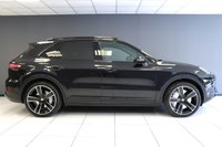 USED 2019 69 PORSCHE CAYENNE 2.9 T V6 S  OVER &pound;18K IN EXTRAS BRAND NEW 22"s