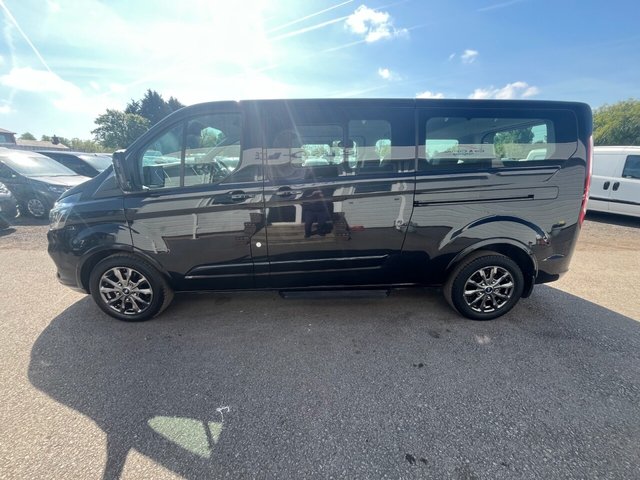 View our FORD TOURNEO CUSTOM